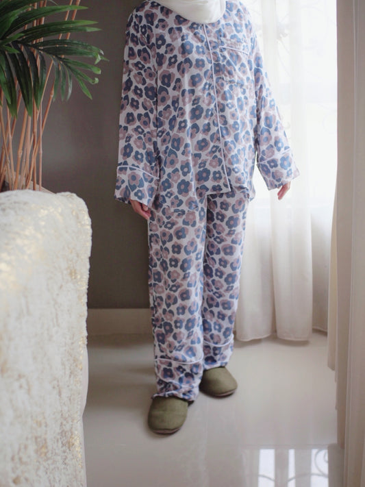 Flora Pyjamas in Pansy